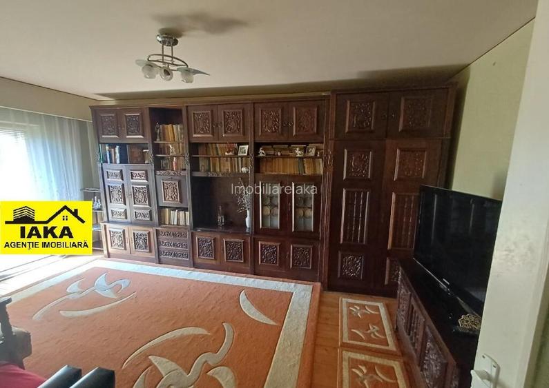 Republicii, zona Marinex, 4camere, etaj 3