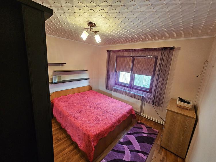 Inchiriez apartament 2 camere - 7