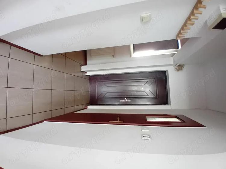 Garsoniera de inchiriat, zona centrala. - 3