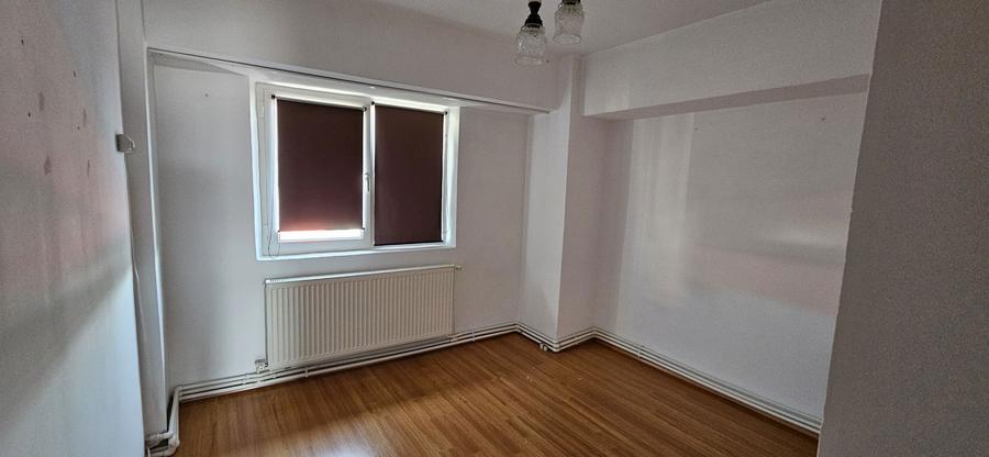 Apartament 3 camere, decomandat, 67 mp - 4