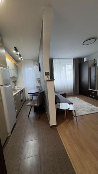 Inchiriez apartament 2 camere - 5