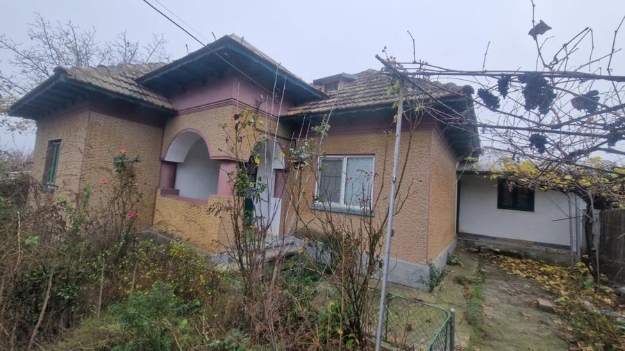 MINERI - CASA 4 CAMERE SUPRAFATA 97 MP, TEREN 3300 MP - 2