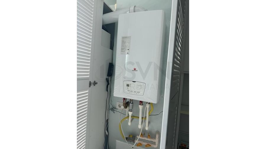 REA1019300 Studio Blue Bike Mamaia - 7