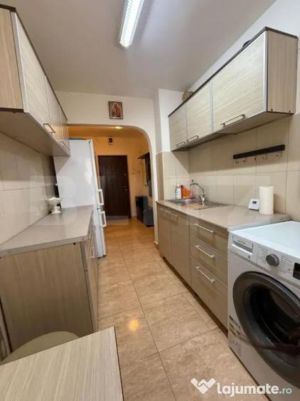 Apartamnet 2 camere, 60 mp, zona Micro 6 - 1