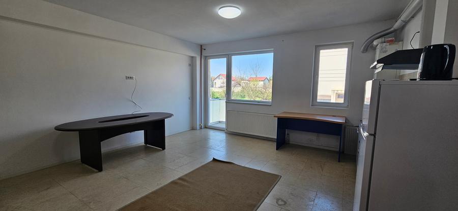 Apartament 2 camere situat pe Sos Cernica, bloc 2018, centrala proprie - 4