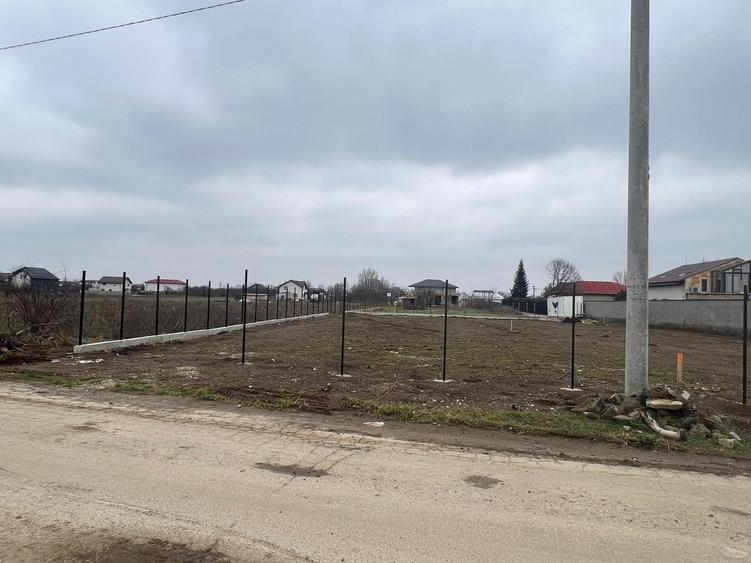 Teren de vanzare in zona Darvari / Ciorogarla - 1