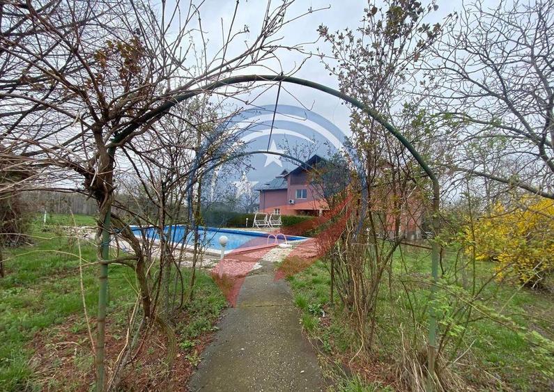 VILA CU 2500 MP TEREN LA 15 KM DE CRAIOVA CENTRU - 13