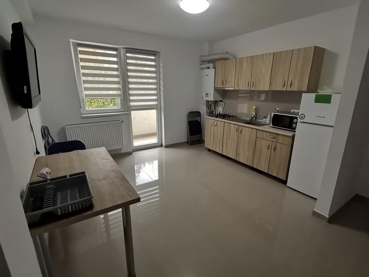 Apartament 2 camere decomandat,renovat,zona Calea Cisnadiei - 2
