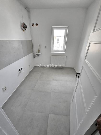 Garsoniera - La Cheie - Stb - Cart. Independentei