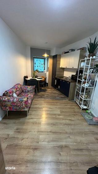 Vand apartament cu 1 dormitor si mini living cu bucatarie in Complex W - 4