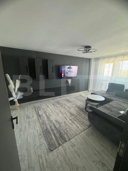 Apartament 3 camere, etaj 10, complet mobilat si utilat, zona Mobila - 1