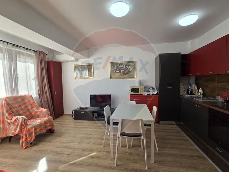 DE VANZARE Apartament cu 3 camere CLUB LAC SNAGOV - 6