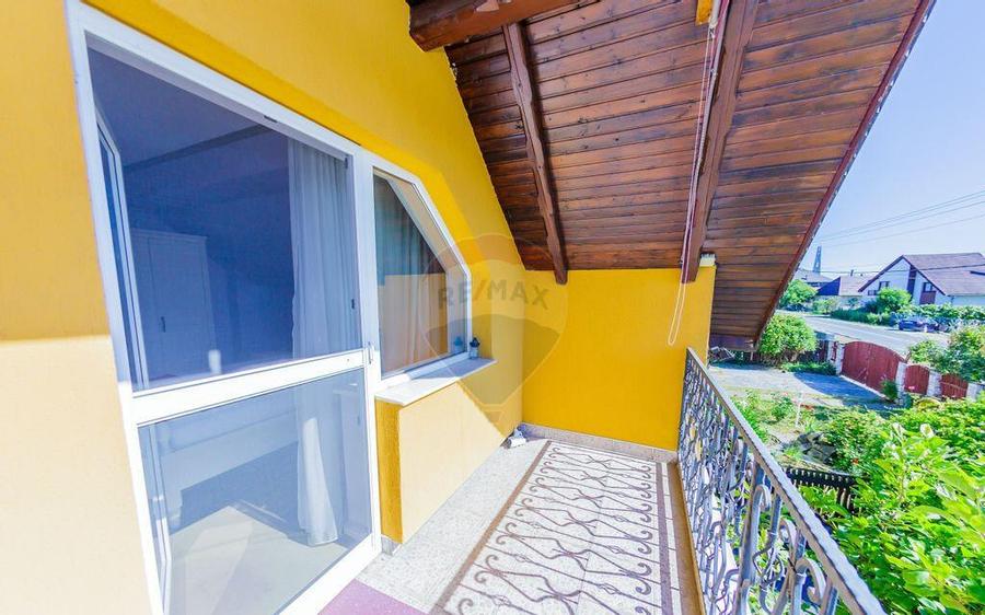 Casa cu 7 camere de vanzare la drumul principal cu 2 in... - 8