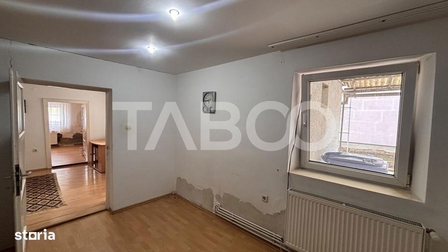 Casa individuala de vanzare 3 camere 85mpu+ garaj zona Piata Cluj - 9
