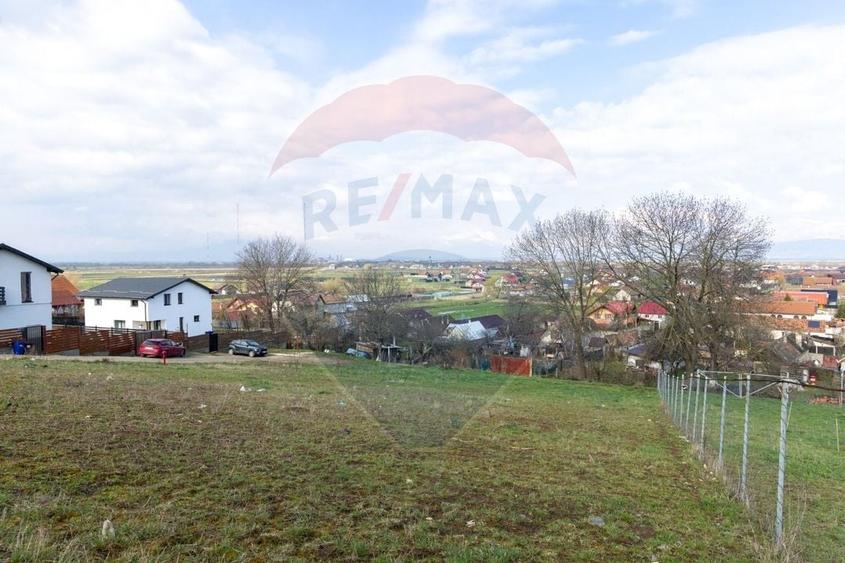Teren intravilan cu vedere panoramică, utilități si poziție excelentă! - 8