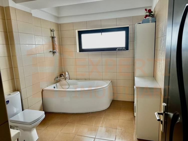 Apartament 3 camere situat in zona COICIU - 12