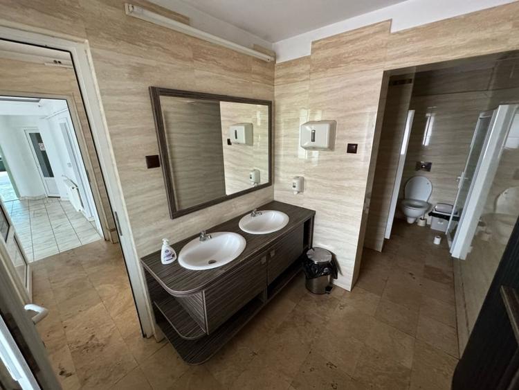 Spatiu comercial, 233mp, D+P, 6 incaperi, cartier Brazda, zona Amaradia - 13