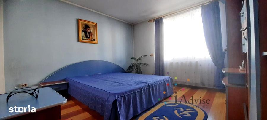 Casa deosebita cu spatiu comercial Rasnov - 14