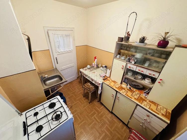 DE VANZARE - Apartament cu 2 camere decomandat - Oradea - IMOBIHOR - 77 500 - 1