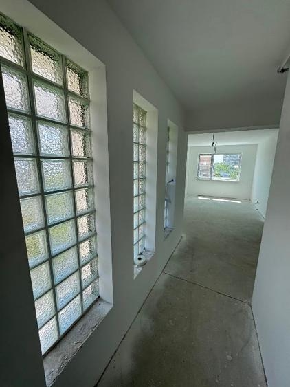 Apartament două camere decomandat nou/ sector 1/ metrou 1 Mai - 13