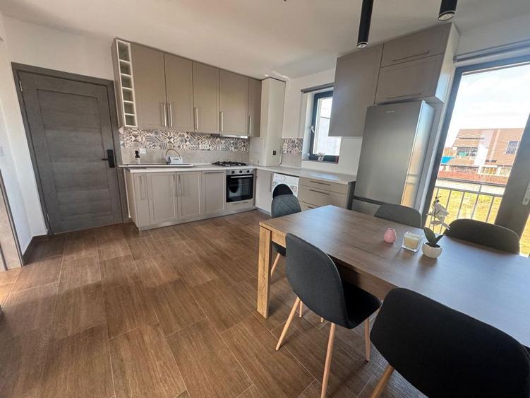 Inchiriez apartament nou - 4