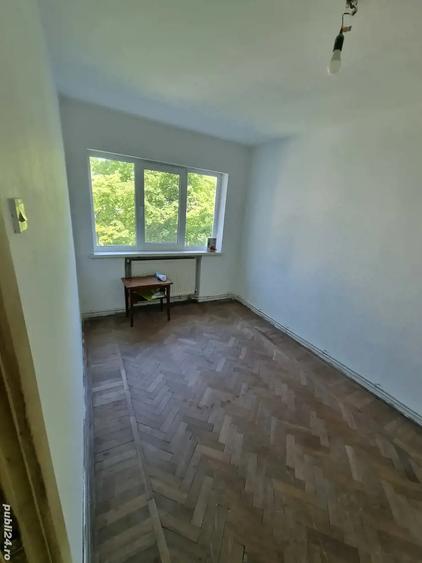 A 19 apartament energiei 59900 etajul 1 , 3 camere - 9