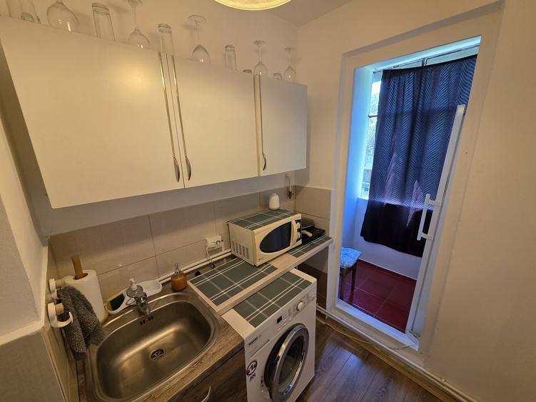 Inchiriez garsoniera in zona Blascovici - 2