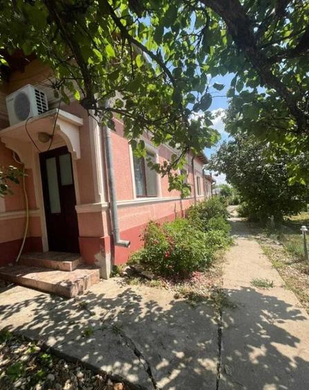 Casa de Locuit cu Teren si Curte Mare Tiganesti, Teleorman - 8