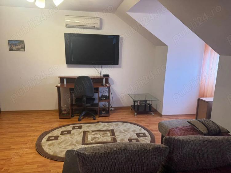 Inchiriez apartament 3 camere - 9