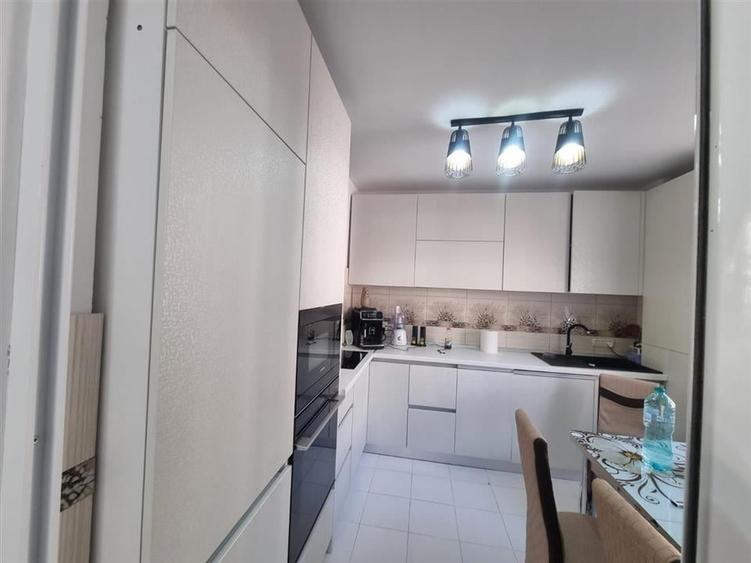 Apartament cu Trei Camere LUX - 4