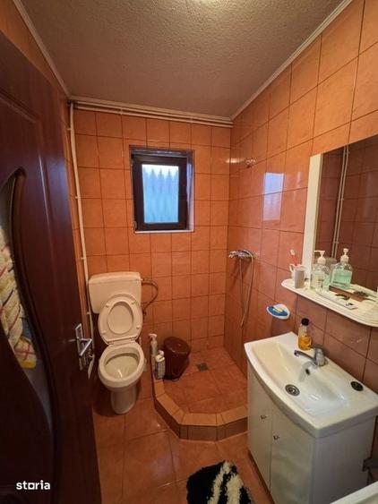 Casă cu 3 camere cu Teren 450 Mp în Lăpuș