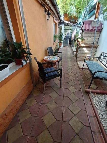 Casa 5 camere, teren 182 mp, Islaz-Plantelor - 1