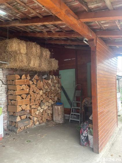 Vand casa caramida , zona linistita , str. Rodnei - 1