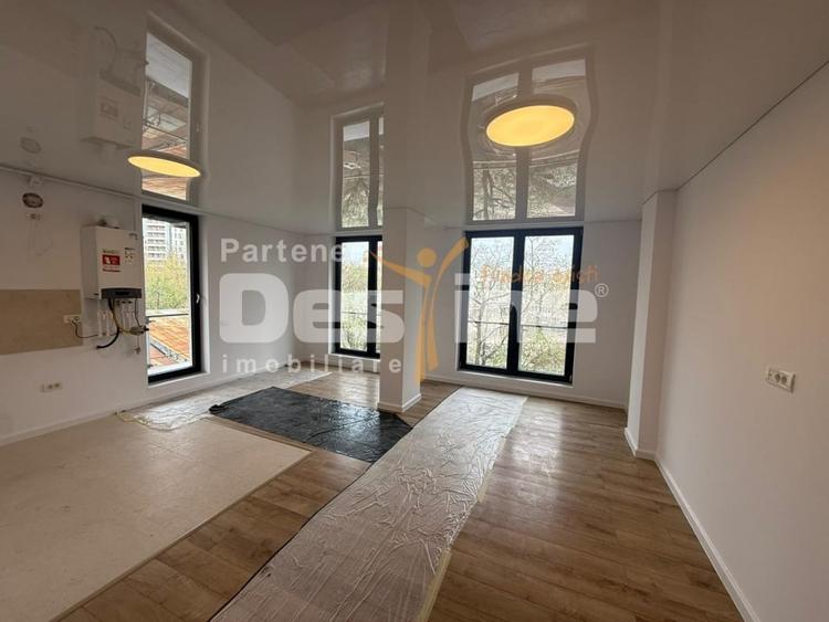 3 camere I bloc 2026 I 99mp I etaj 1/3 I Metrou Crangasi - 1