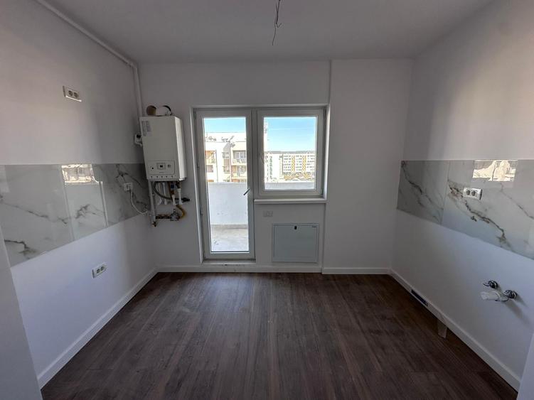 Apartament cu 2 camere, Metrou Berceni la 7 minute - 10
