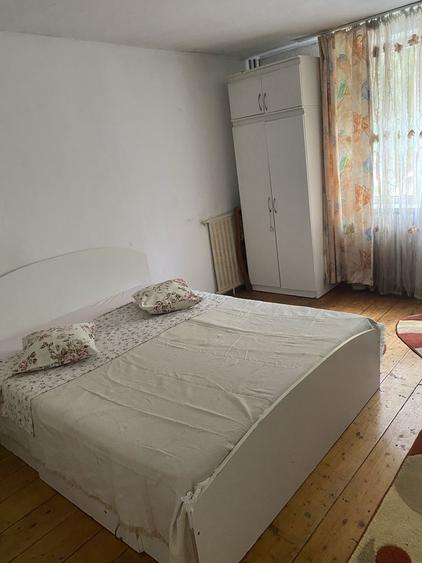 Inchiriere garsoniera zona Zamca - 1