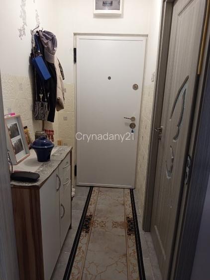 Vând apartament mobilat cu 2 camere.