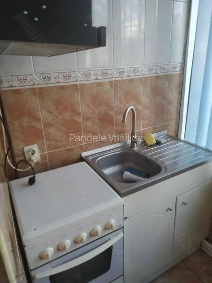 Persoana fizica inchiriez apartament
