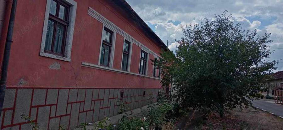 Casa de vanzare in Bozovici - 9