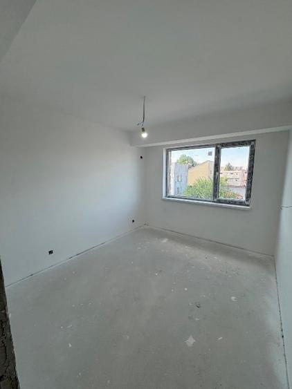 Apartament două camere decomandat nou/ sector 1/ metrou 1 Mai - 12