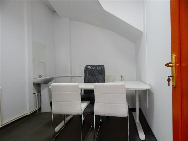 Vila de vanzare pretabila clinica medicala/birouri - 6