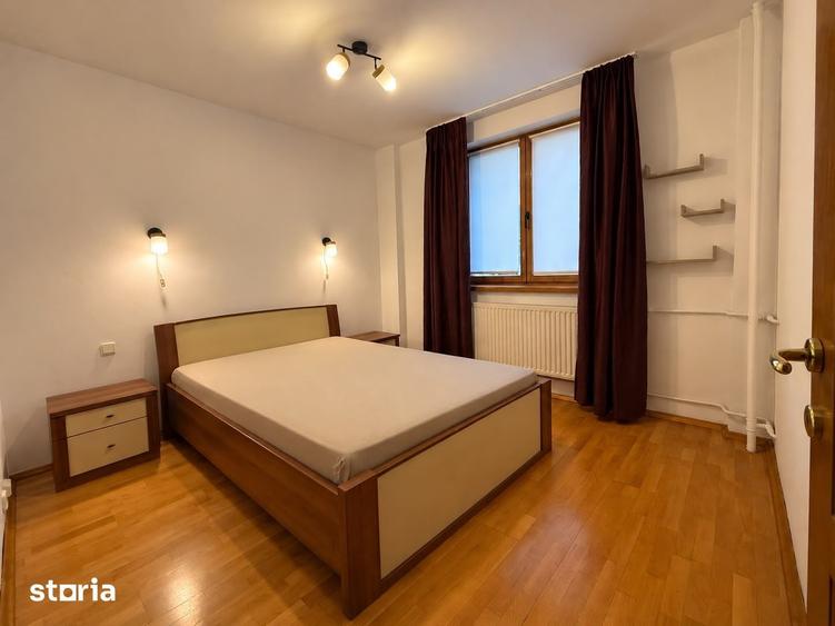 Apartament cu 2 camere semidecomandat în Centrul Istoric