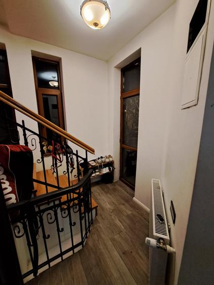 APARTAMENT 5 CAMERE CU SCARA INTERIOARA IN VILA - ANVELOPATA TERMIC ANUL CURENT - 39