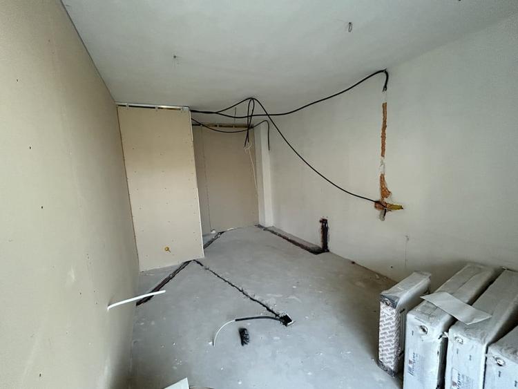 Spatiu comercial semifinisat 86 mp utili Borhanci - 5