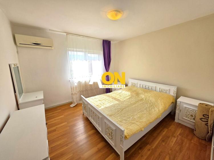 Apartament cu 3 camere decomandat, mobilat în Cetate