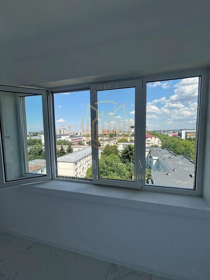 Apartament cu 2 camere decomandat în Titan