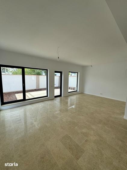 Casă cu 4 camere cu Teren 320 Mp în Ghencea