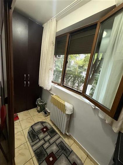 Apartament cu 2 camere decomandat în CET