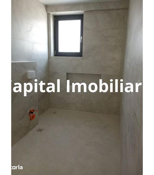 Apartament cu 3 camere în Micro 13