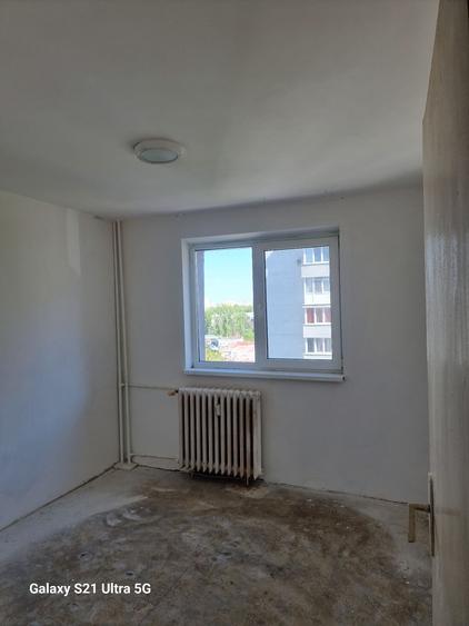 Apartament cu 2 camere decomandat în 1 Decembrie 1918